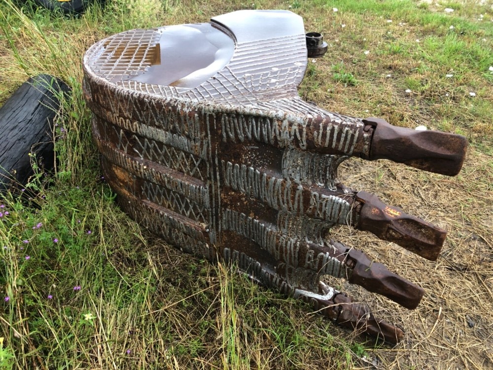 Excavator bucket