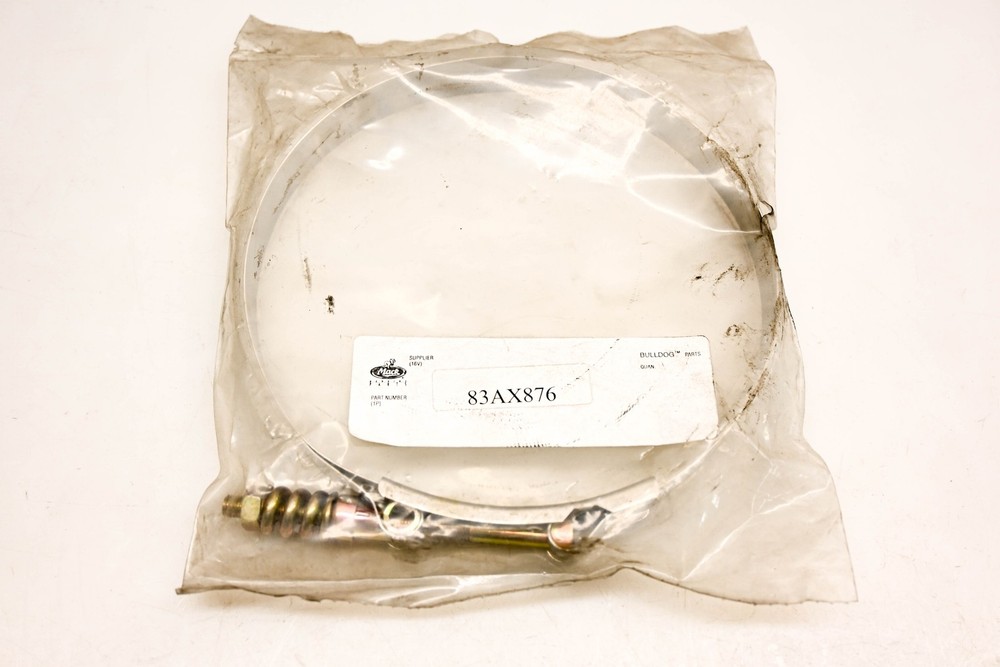 Mack 83AX876 Clamp NOS