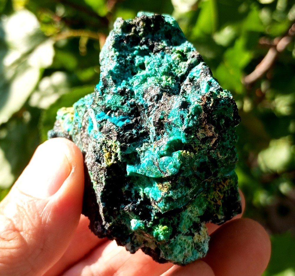 Marvelous Color Aurichalcite