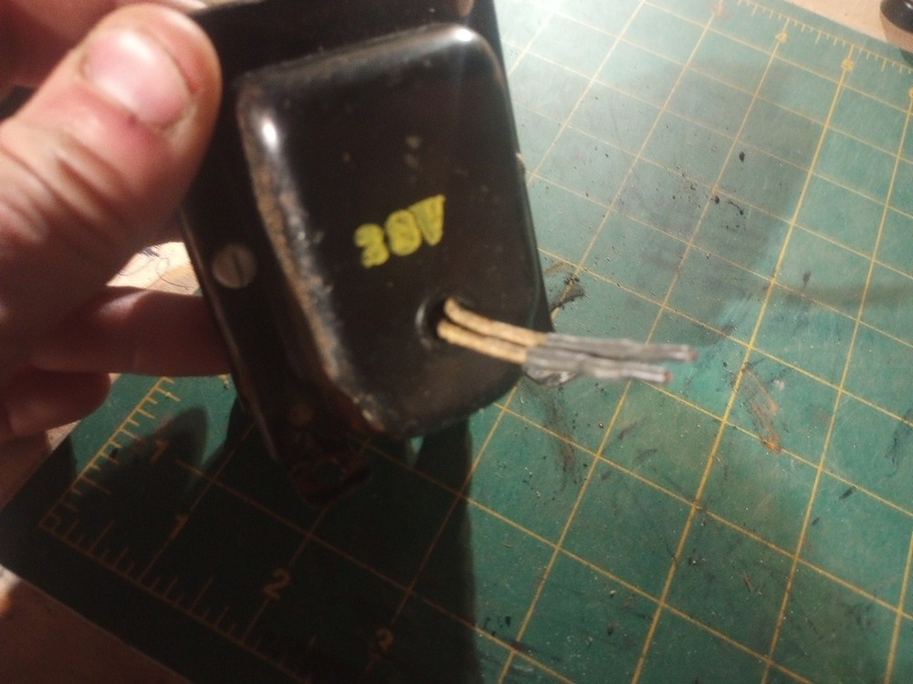 Small 28 Volts Transformer