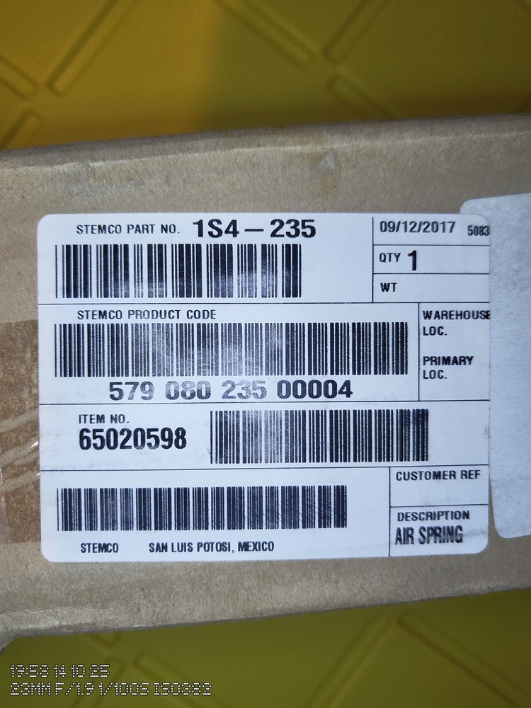 1S4-235 Goodyear Sleeve Air Spring *NOS*