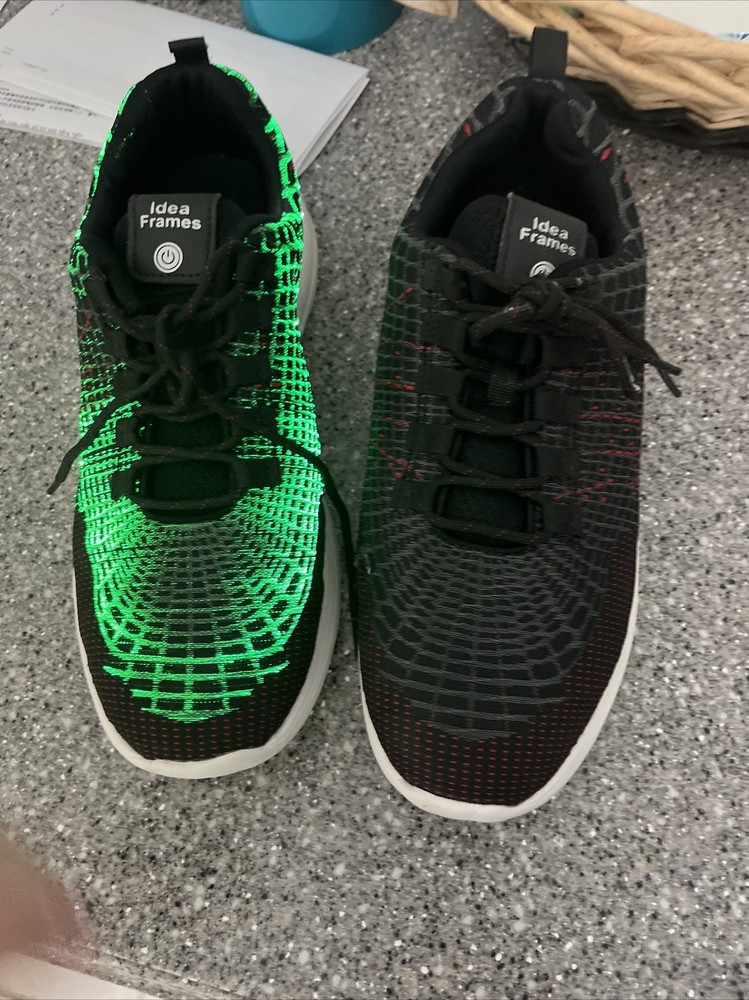Idea Frames Light Up Shoe No Charger