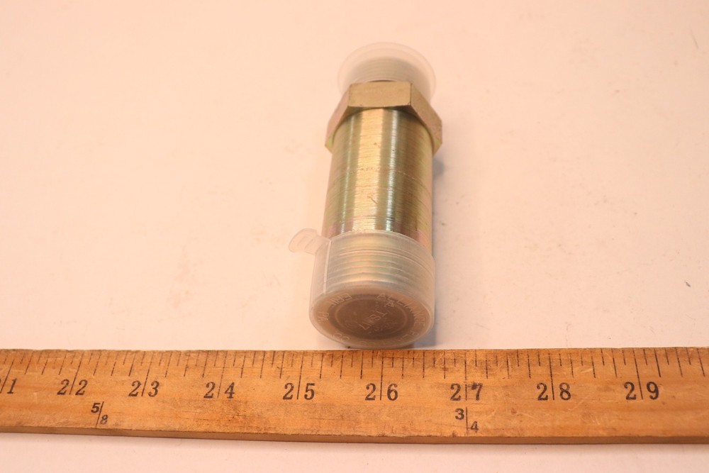 John Deere Adapter Fitting 61H1216