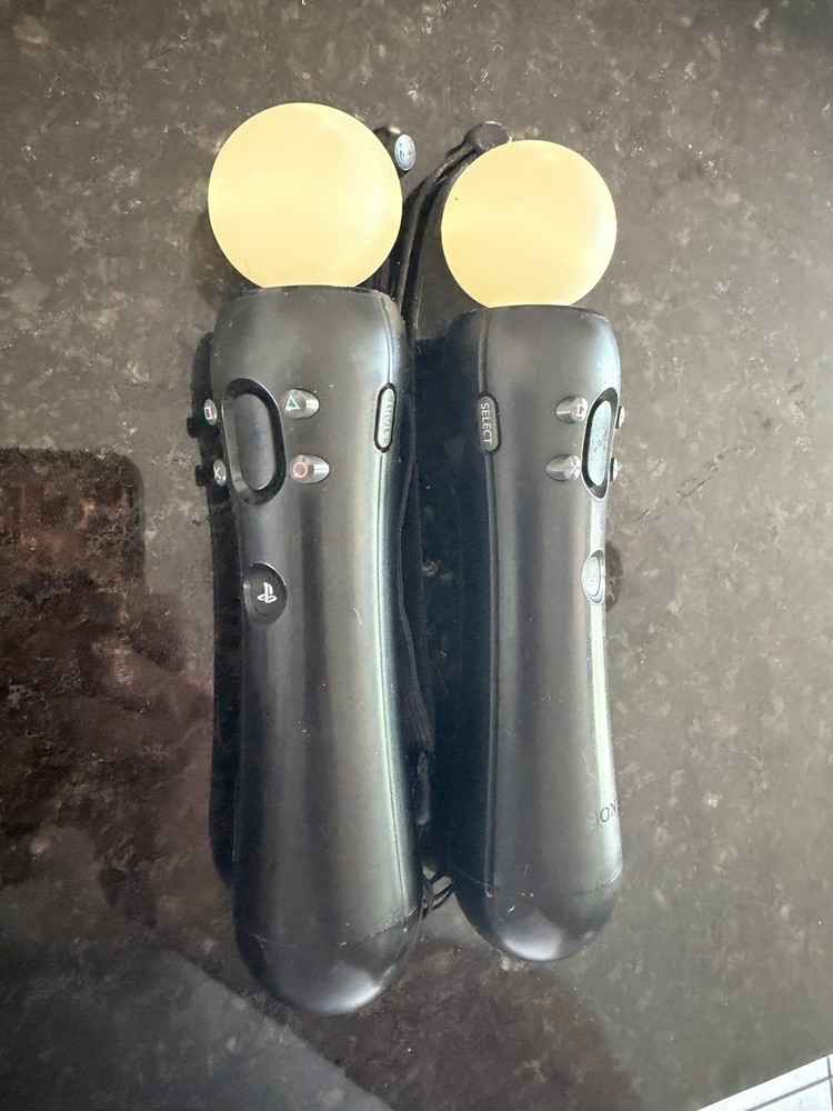 Sony PlayStation Move Wireless Motion Controllers Pair