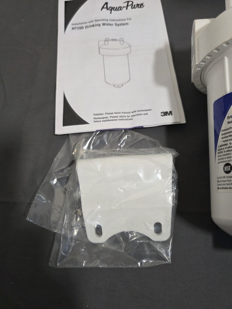 3M Aqua-Pure AP200 Under Sink Drinking Water Purification System