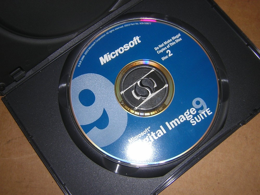 2003 Microsoft Digital Image Suite 9 2-Disc Photo Editing Software DISCS ONLY
