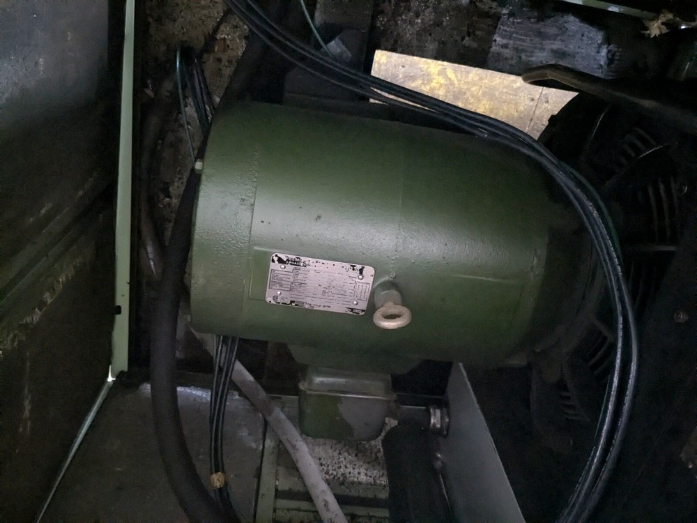 Sullair ES-8 25 HP Rotary Screw Compressor