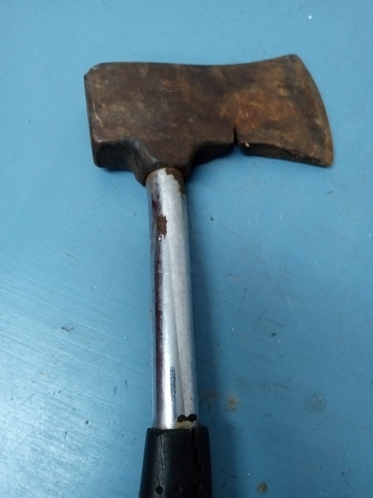Unbranded Hatchet (LL)
