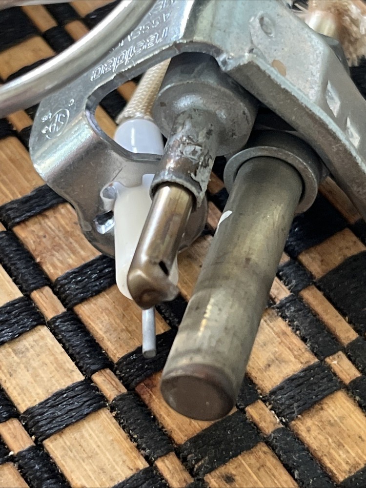 AP21064A / SP21095 / SP21096 ￼￼￼