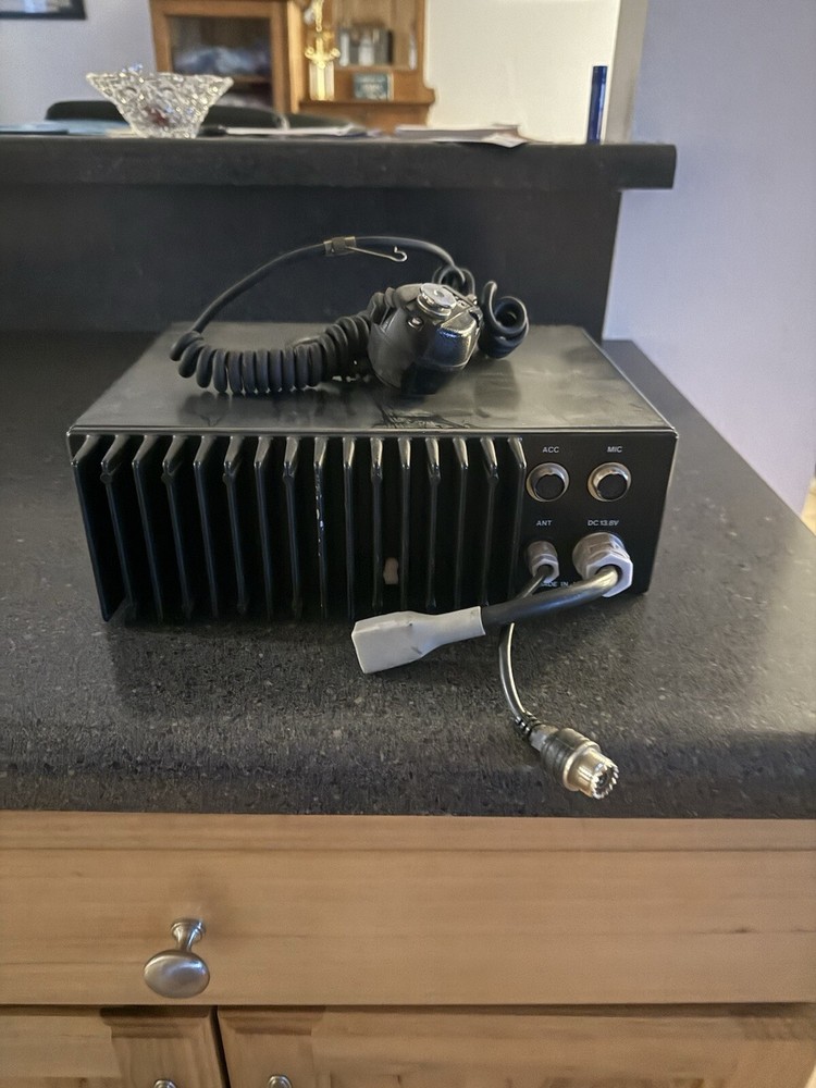 Icom VHF Ic-m500￼
