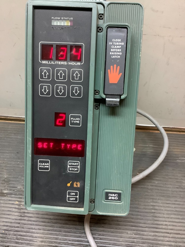 IVAC 260 VOLUMETRIC INFUSION CONTROLLER