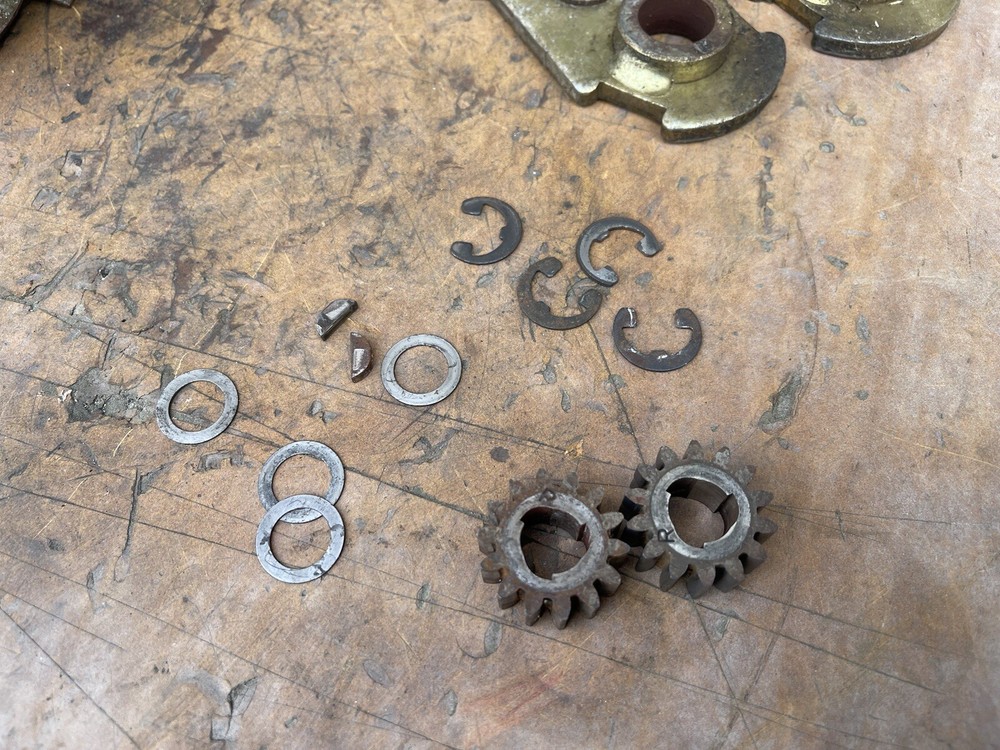 ARIENS MOWER TRANSMISSION 51110500