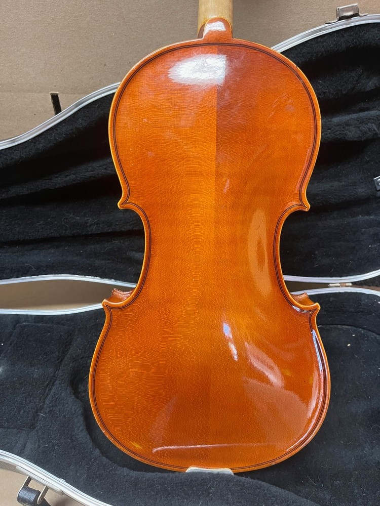 Hermann Beyer E201/3 3/4 Violin W/ Case