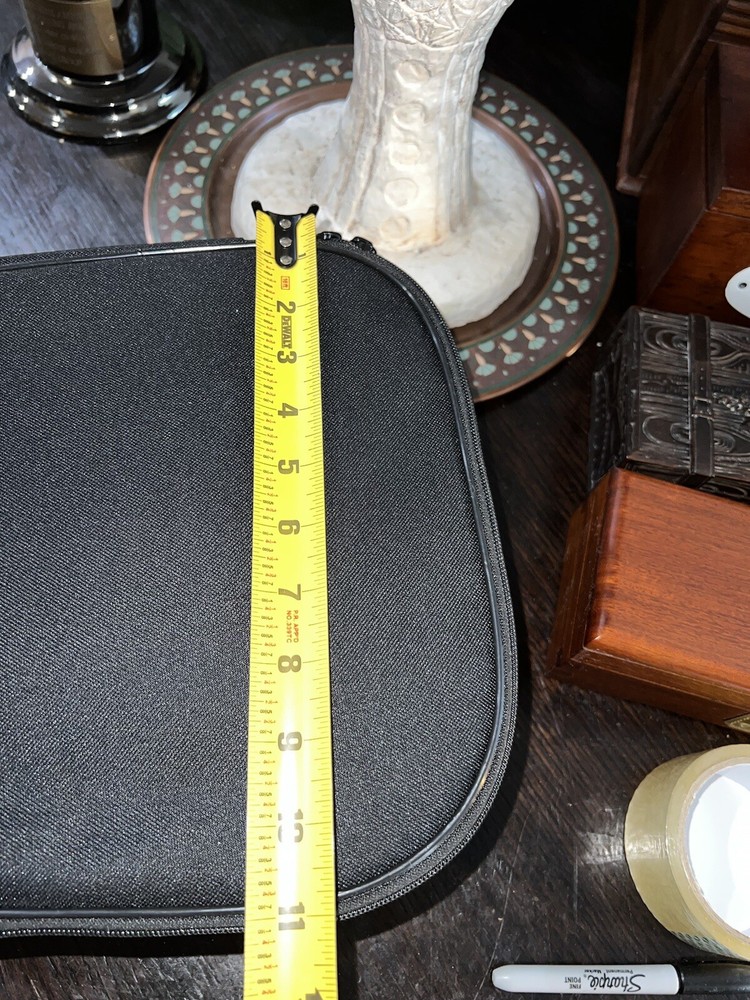 Aileen CSV102 Basic Lightweight Suspension Violin Black Zip Hard Case backpack