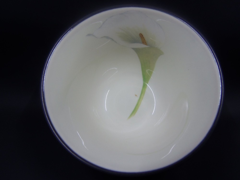 Noritake Black Bowls Flower Inside (4" diameter, 2.5" tall)