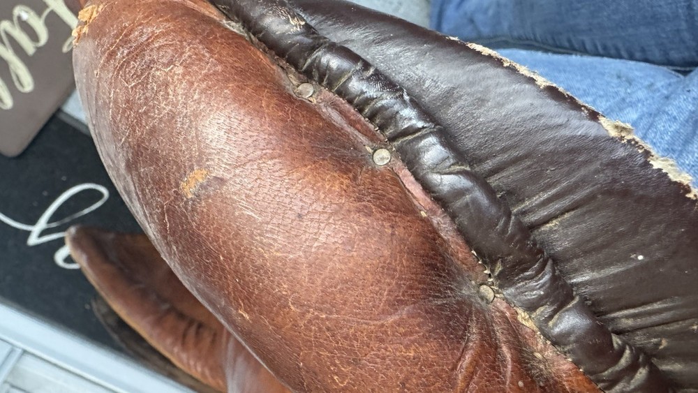 Vintage Saddle close-contact saddle Unknown Maker See Pics