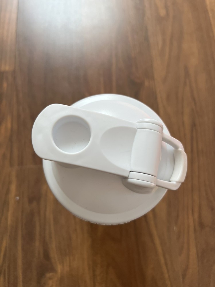 New Small Blender Bottle In White