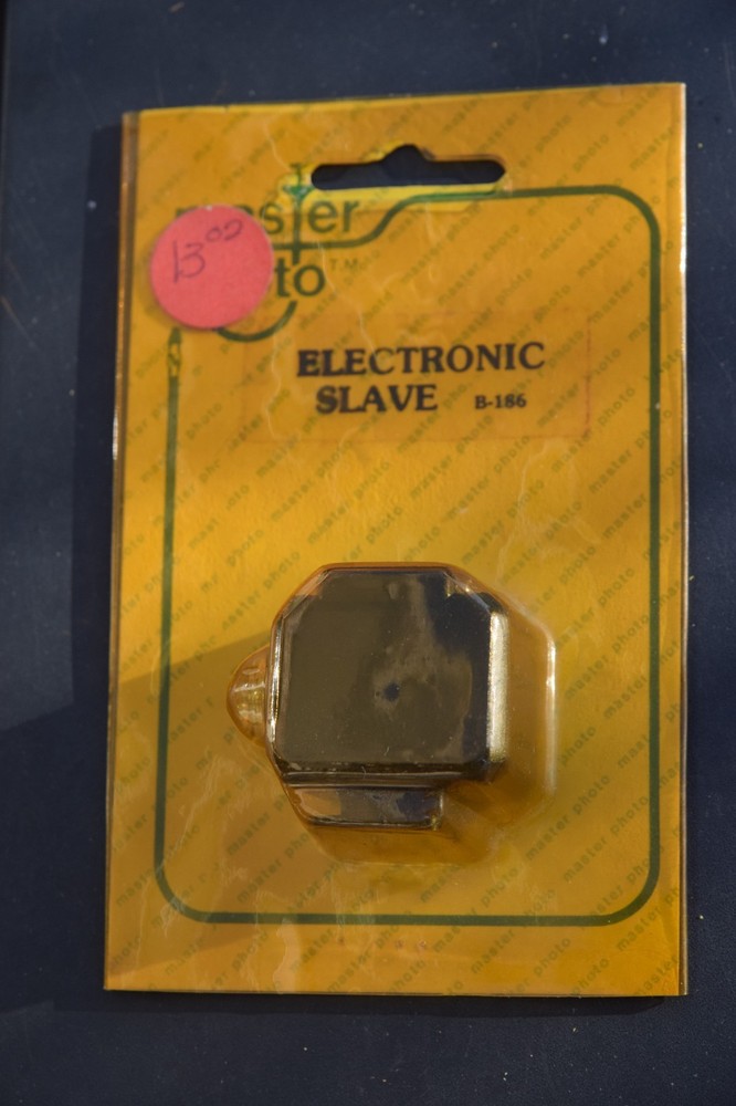Vintage Master Photo Electronic Slave Trigger B-186
