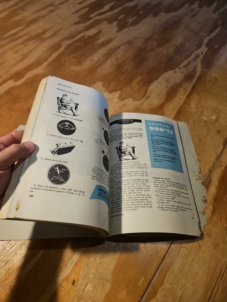 Pilot Training Manual C-54 Skymaster AAF Manual 51-129-3