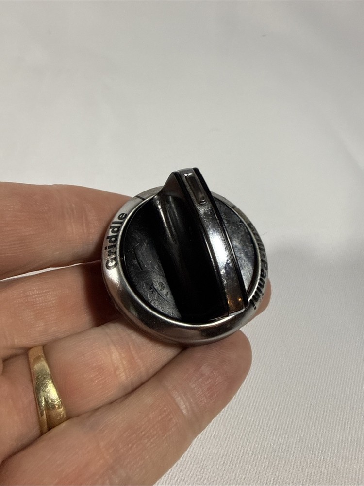 Cuisinart Griddler GR-4N(TK) “Griddle” KNOB DIAL & Ring Part OEM USED