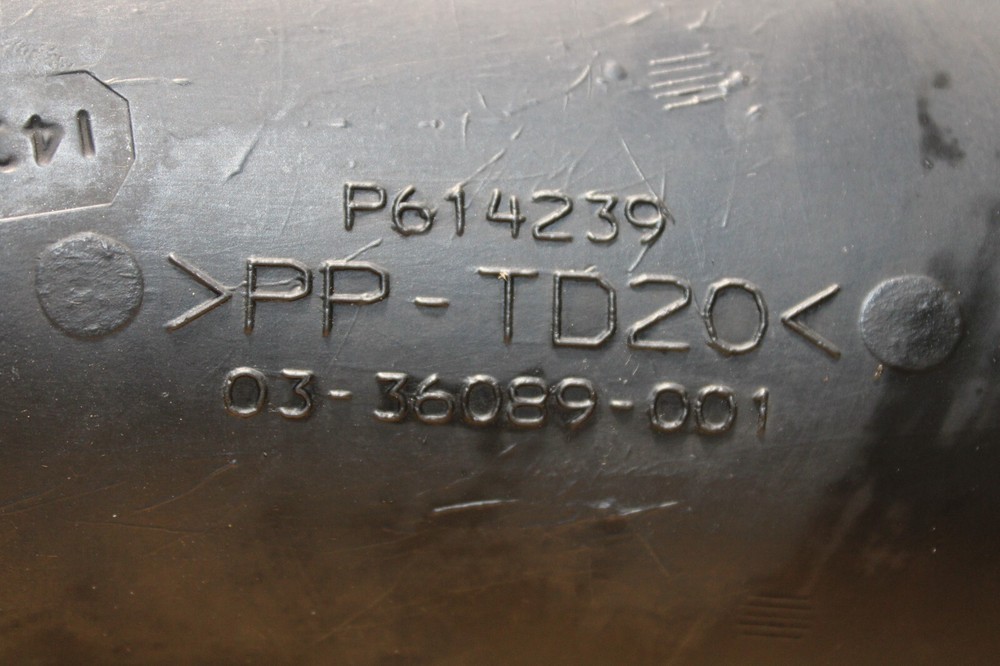 2015 Freightliner Cascadia Air Intake Pipe