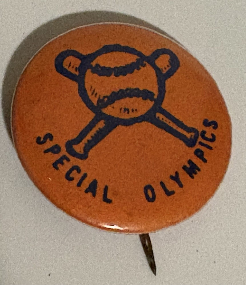 VTG PINBACK BUTTON FOR SPECIAL OLYMPICS 0.75”