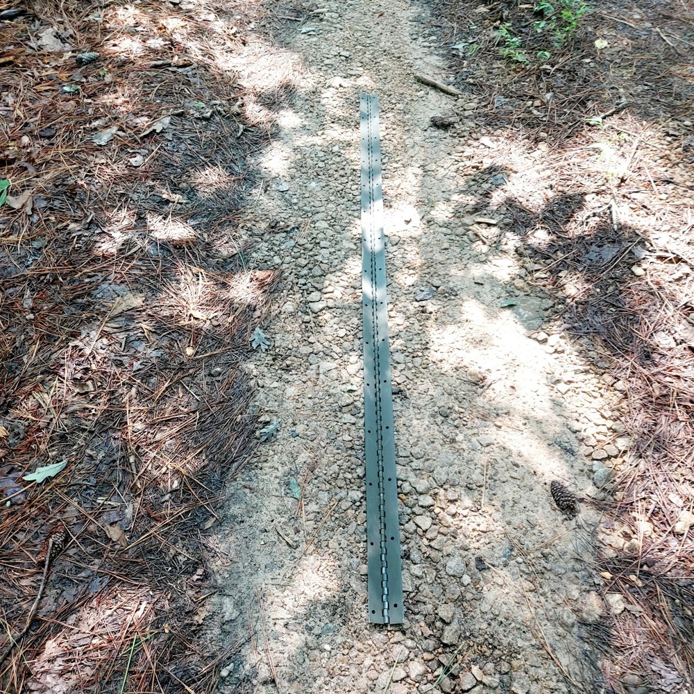 NOS Hinge FMTV? / 12442051