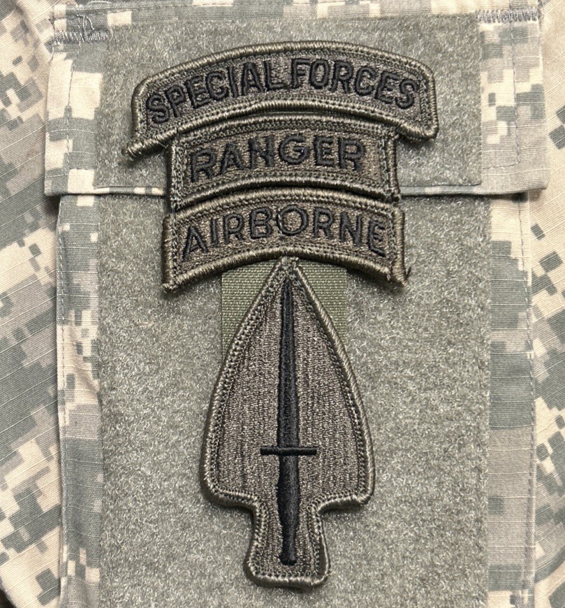 US Army USASOC Patch SF/Ranger Tab BDU w/ Hook Special Operations Command OD