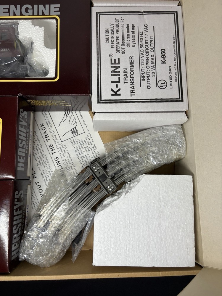 The Hershey’s 0-27 Gauge Train Set 6 Unit Electric Train Set