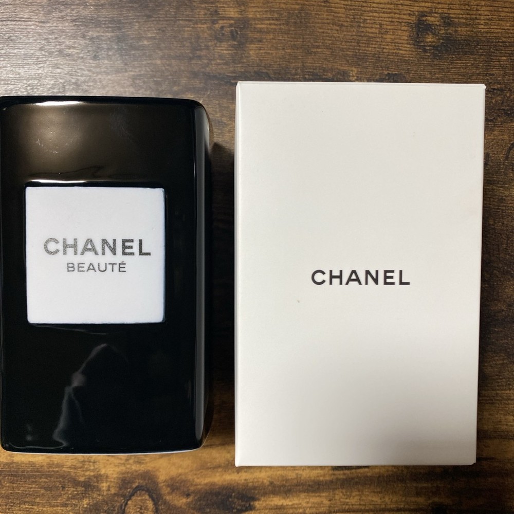 Chanel - Makeup Brush Stand novelty jp
