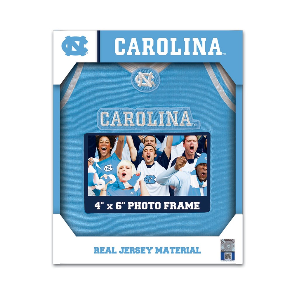 MasterPieces - UNC Tar Heels - NCAA Uniformed Frame for 4"x6" Photos