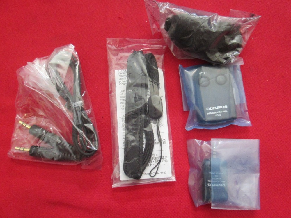 Olympus LS-11 Linear PCM Recorder TESTED w/ Original Box & Accessories