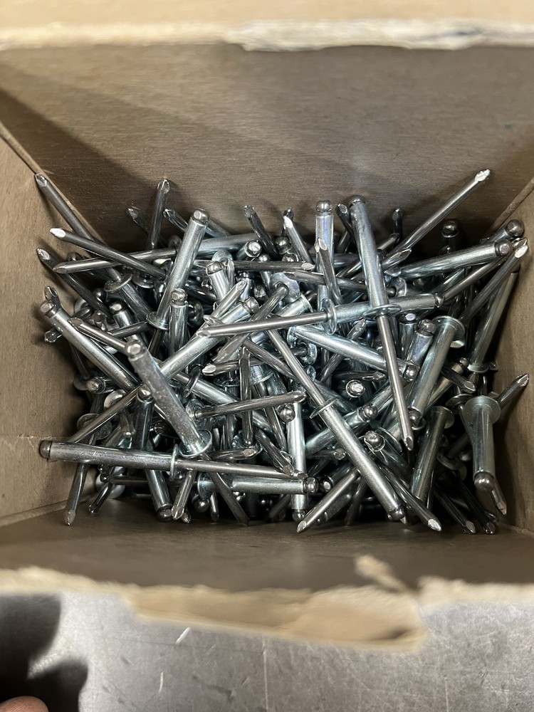 Amsco Rivet Tool With 2 Boxes 3/16 Rivets