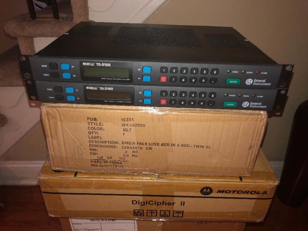 MAGNITUDE TD-3100 PROFESSIONAL TERRESTRIAL DECODER TD-3100 GENERAL INSTRUMENTS