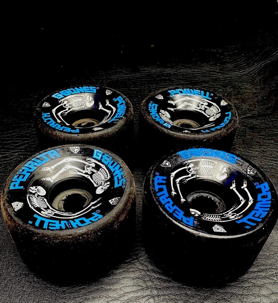 VINTAGE Powell Peralta G-Bones Black Wheels