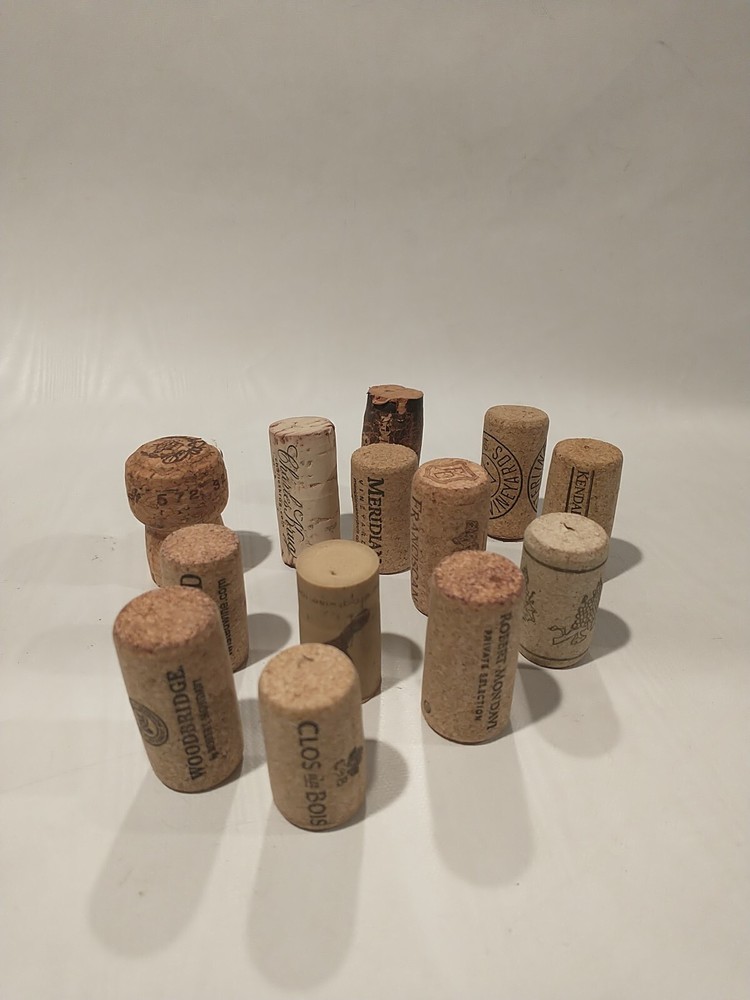 13 Random Assorted Solid Real NATURAL & Artificial Wine Corks Crafts & Project