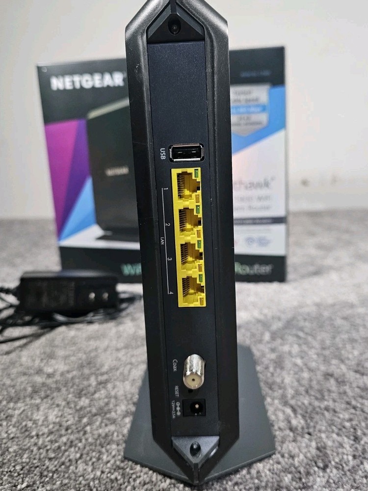 NETGEAR NIGHTHAWK AC1900 WiFi Cable Modem Router Model# C7000 - Tested & Working