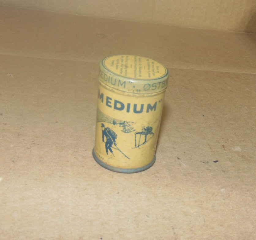 Vintage Stbye-Medium Ski Wax Good Grafix