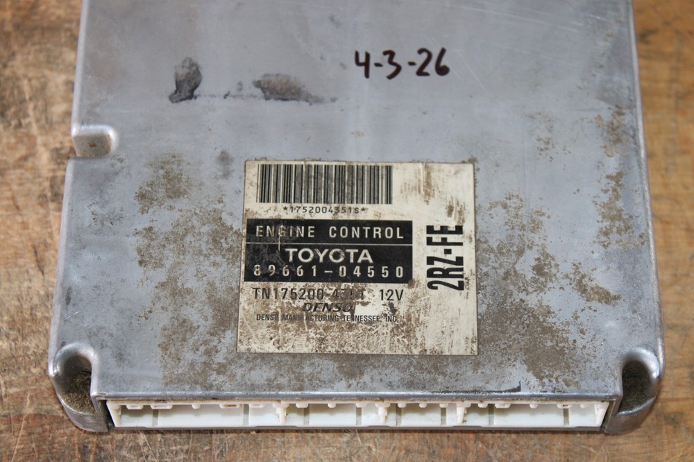 2000 TOYOTA TACOMA 2.4L ENGINE ECM ELECTRONIC CONTROL MODULE ASSEMBLY