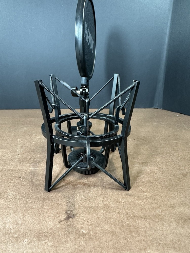 Rode SM6 Shock Mount with Detachable Pop Filter
