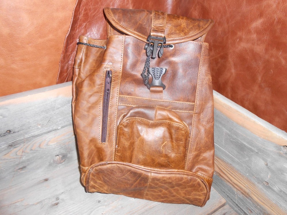 New medium to large sized backpack spacious with zipper pockets