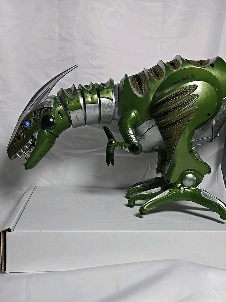 Sharper Image WowWee 32" Roboraptor Dinosaur Interactive NO Remote Tested Works