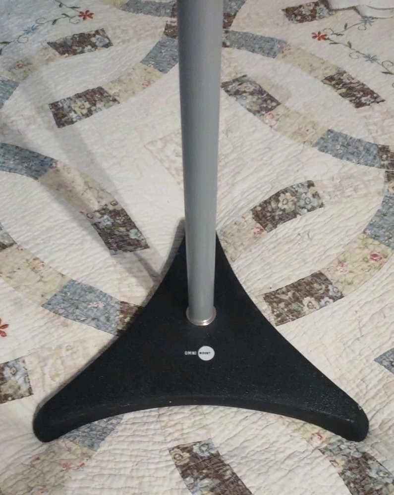 Omnimount SR3 Adjustable Speaker Stands
