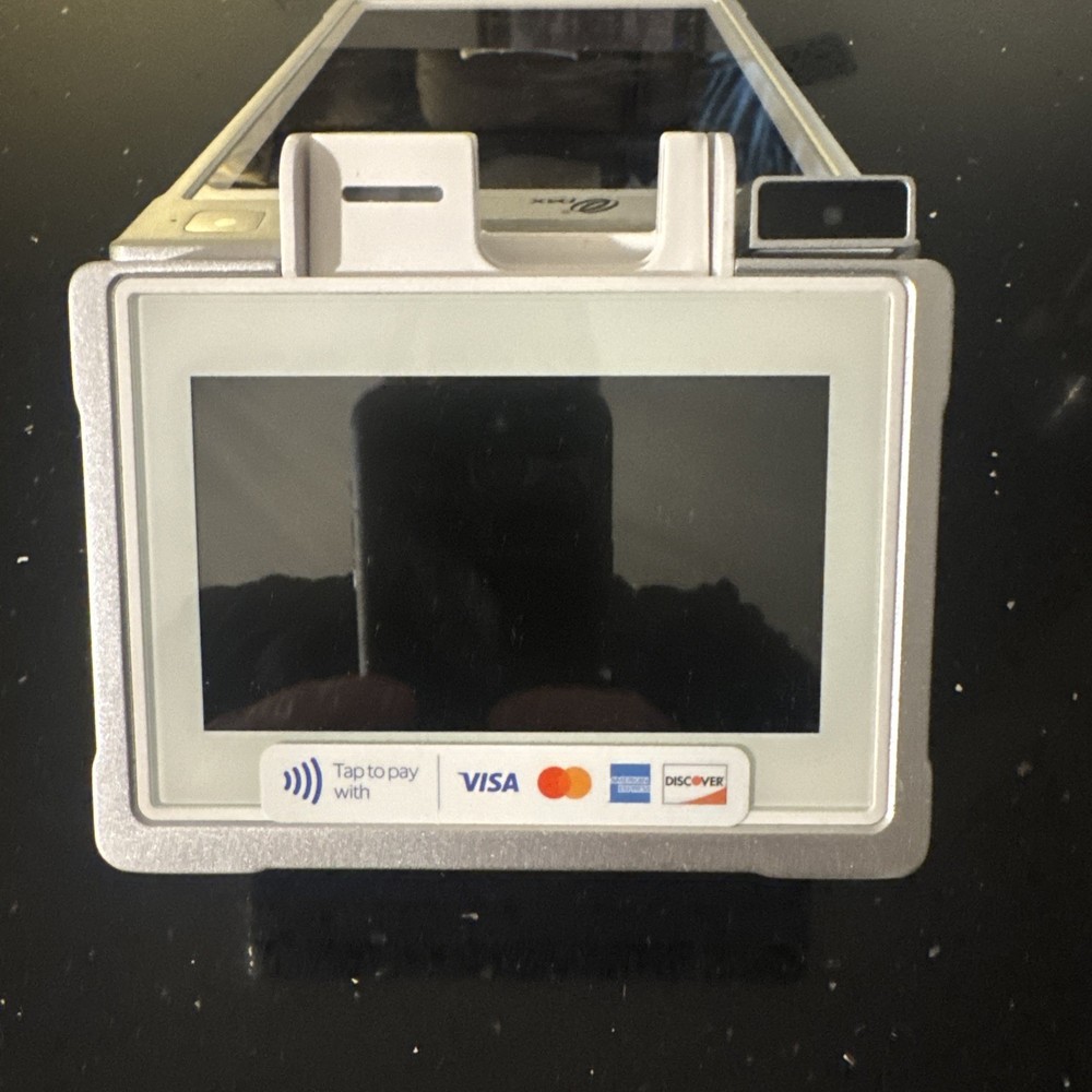 PAX E600 Smart POS Terminal – Powers On – Processor/App Loaded – Reprogram Req