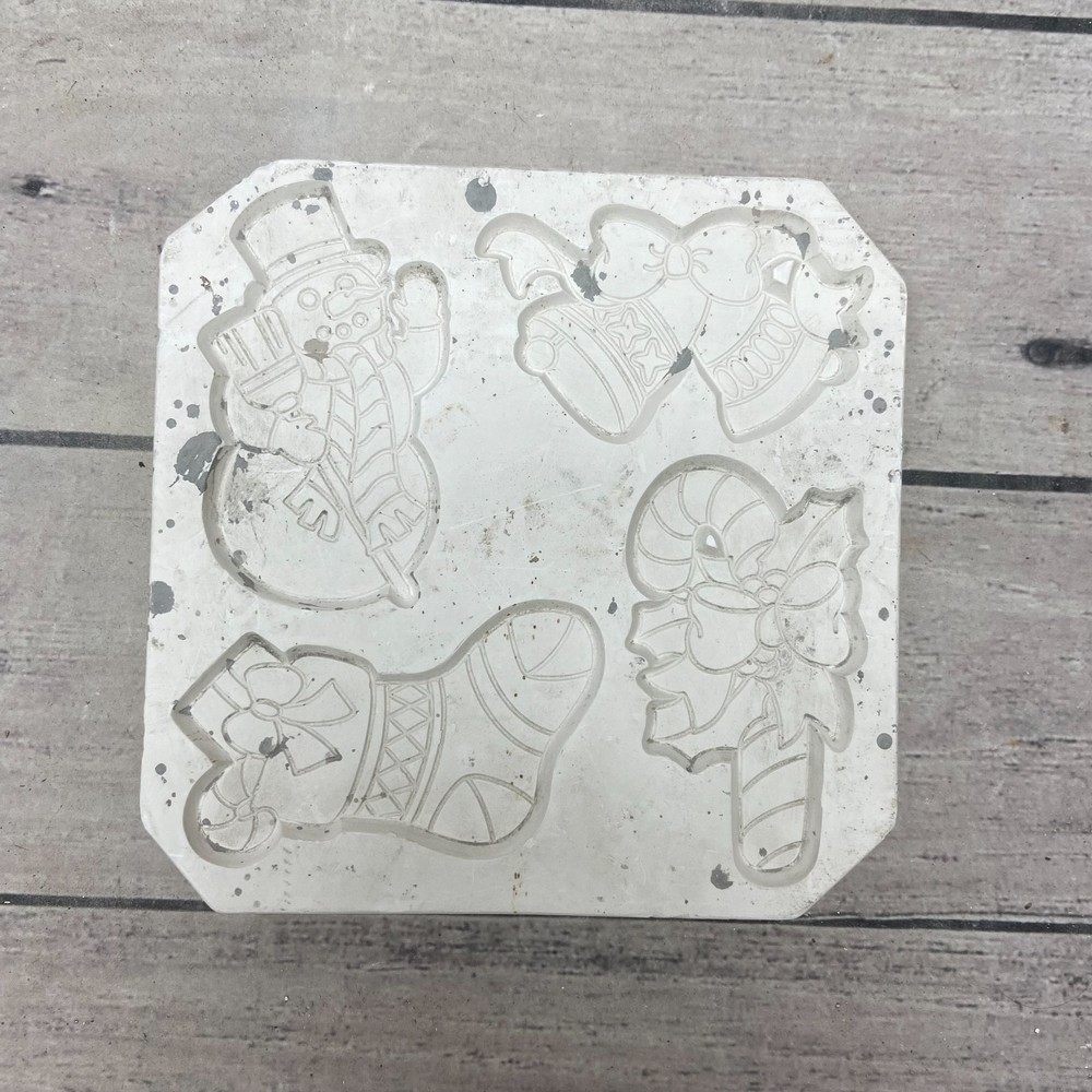 2005 Riverview Ceramic Casting Mold Christmas Open Pour #1048