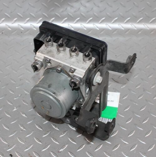 2014-2016 Chevy Silverado 1500 ABS Anti-Lock Brake Pump Module Control Assembly
