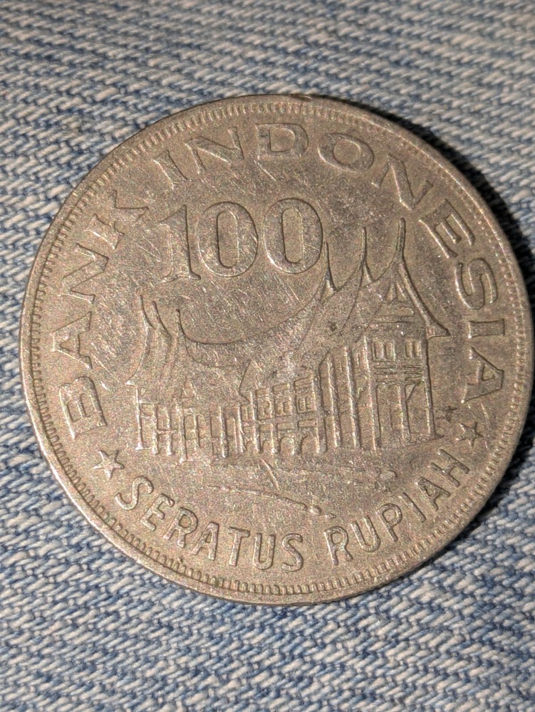 1978 INDONESIA 100 RUPIAH COIN