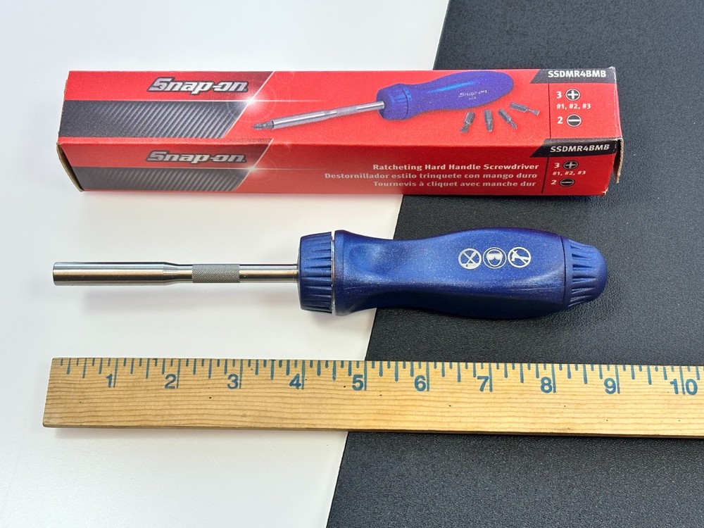 NEW Snap-On Tools USA POWER BLUE Ratcheting Hard Handle Screwdriver w/ Bits, Box