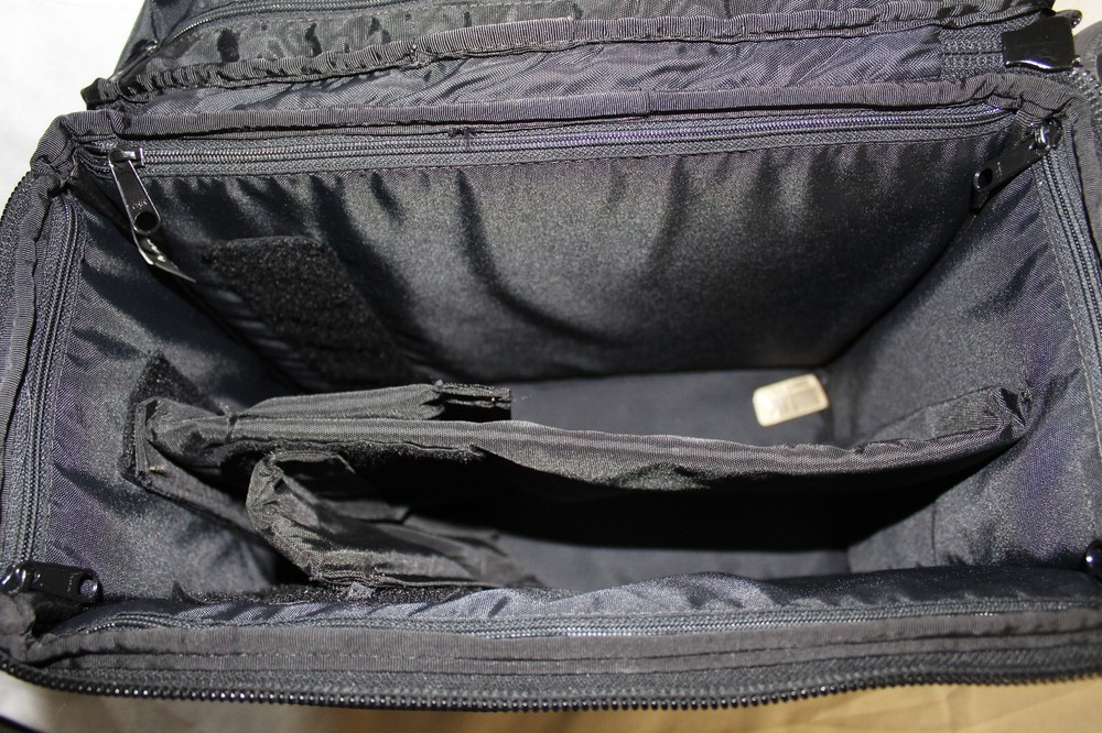 SHARP NOTEVISION M20X DIGITAL VIDEO PROJECTOR WITH REMOTE AND CARING CASE