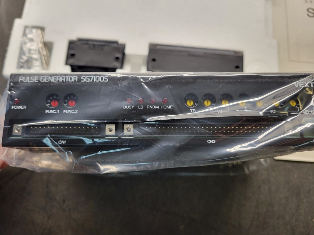 Oriental Motor Vexta SG7100S Pulse Generator.
